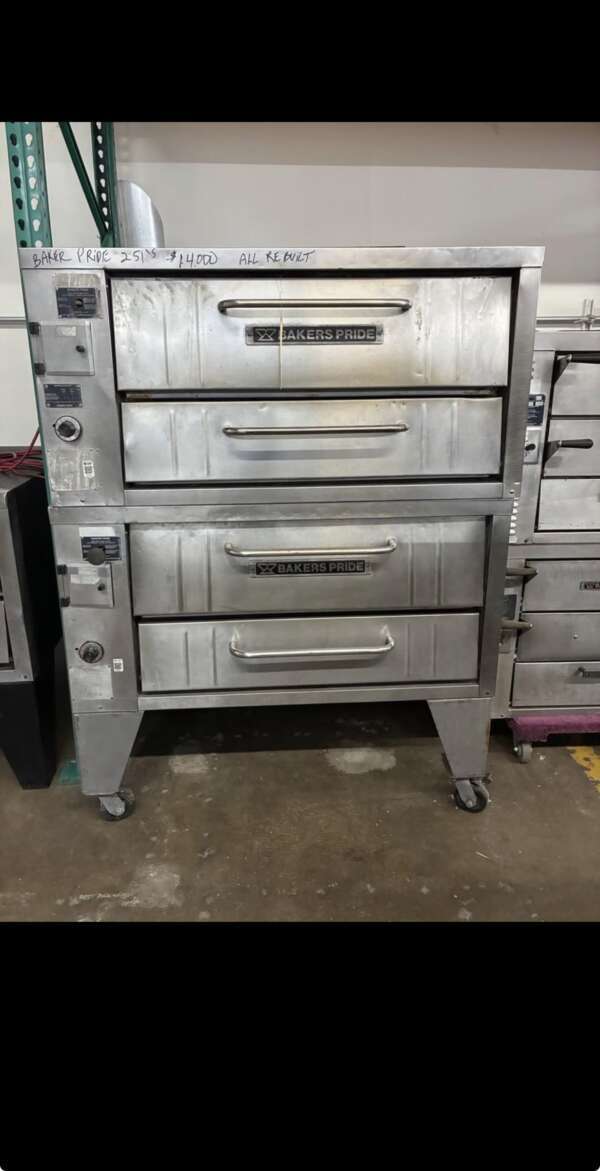 Bakers Pride 251 Double stack Pizza oven